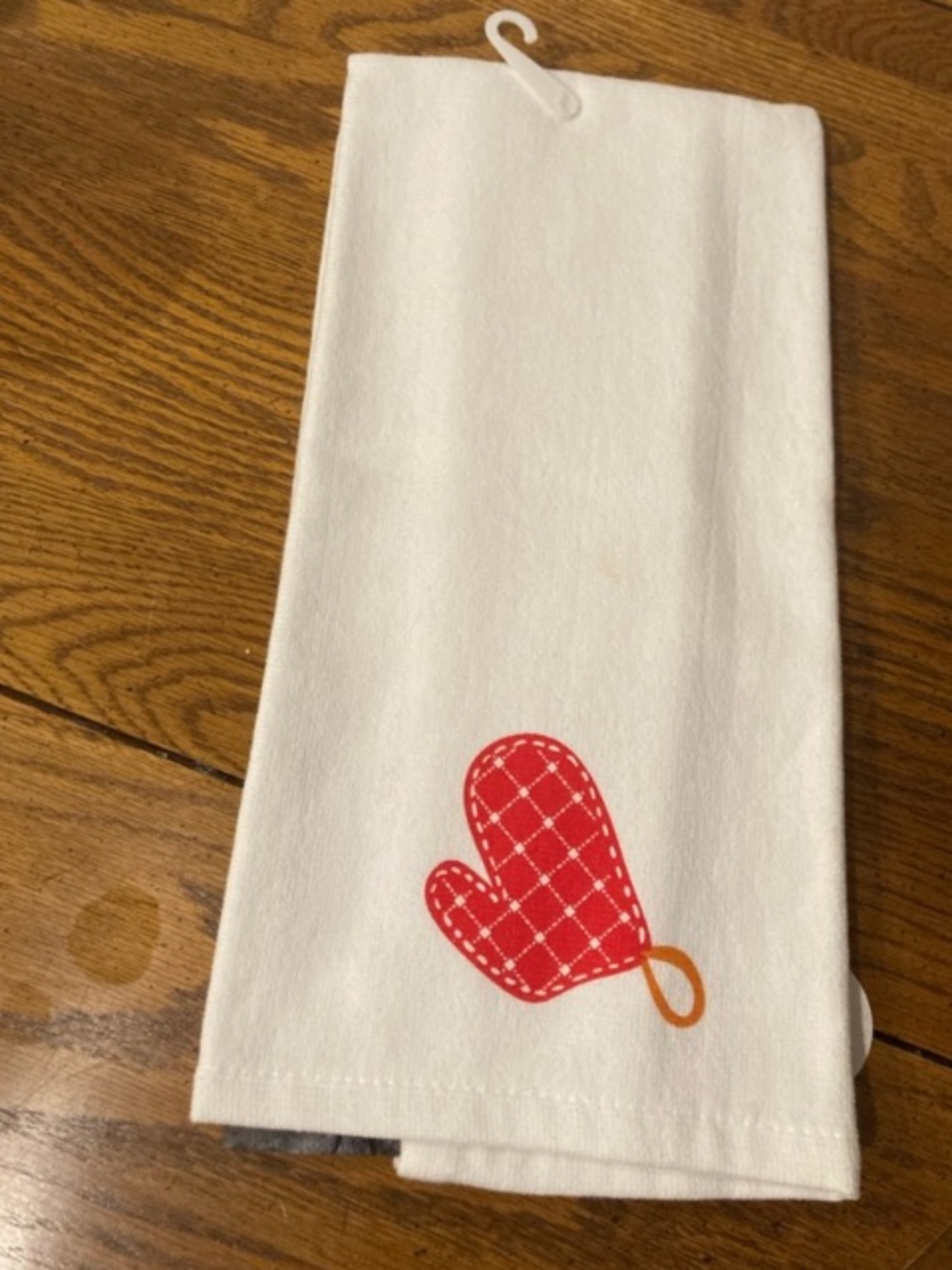 Hot & Spicy Cookbook & Hello Hot Stuff Kitchen Towel Bundle - NWT - Picture 11 of 12